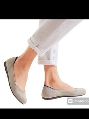 Rothy's the flat round toe
Flax Women's Shoes